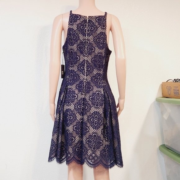 VINCE camuto Lace Halter Fit & Flare Dress Size 14 - Picture 8 of 14